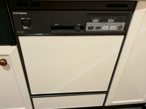 沖縄キッチン取付け隊　食洗機の取外して収納　施工前